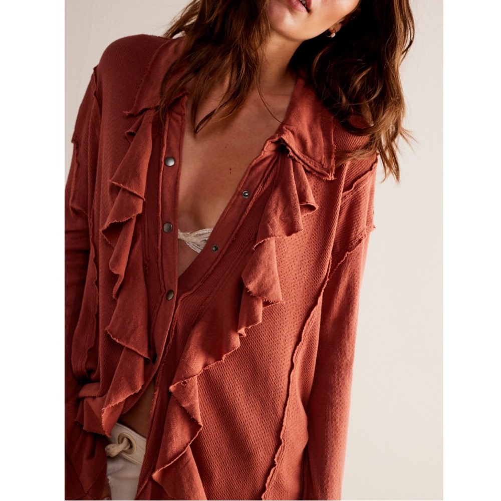 FREE PEOPLE We The Free Feelin' Fresh NEW Size M Blouse Top Shirt Warmstone